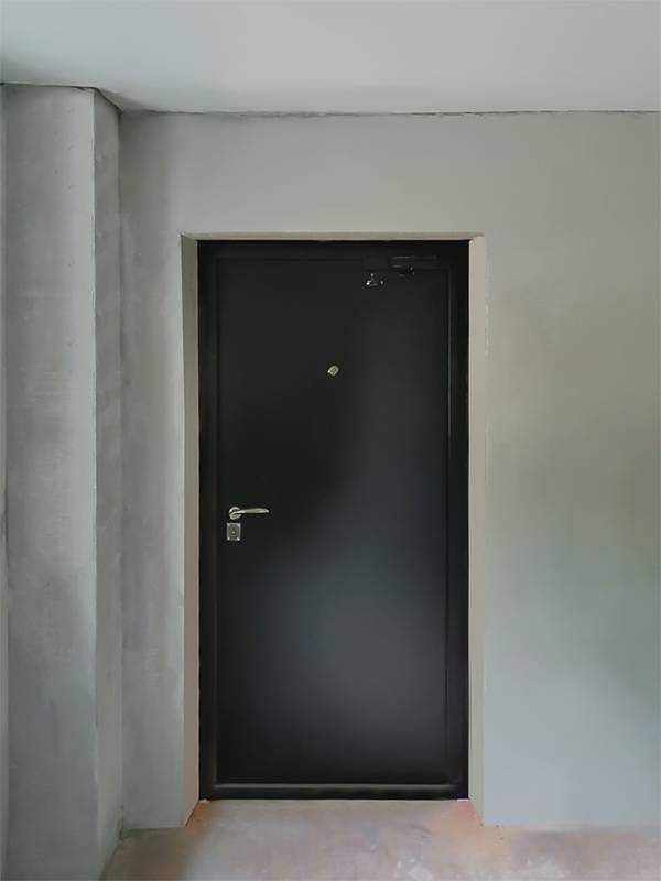 Дверь для гостиницы, вид изнутри (пер. Глазовский, 9) Дверь для гостиницы, вид изнутри (пер. Глазовский, 9)