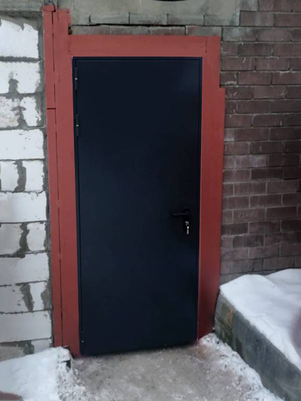Огнеупорная дверь (пос. Томилино)