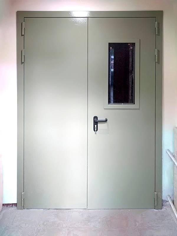 Огнеупорная дверь со стеклопакетом (ул. 8-я Парковая, 25) Огнеупорная дверь со стеклопакетом (ул. 8-я Парковая, 25)