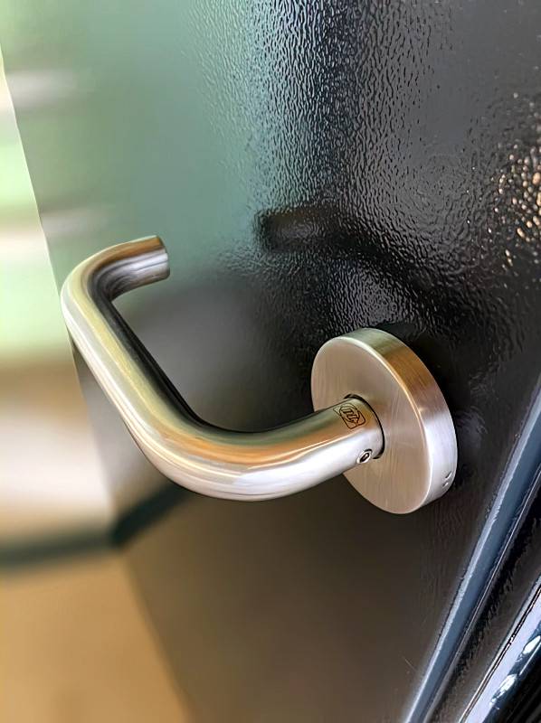 Ручка из нержавеющей стали Ручка из нержавеющей стали