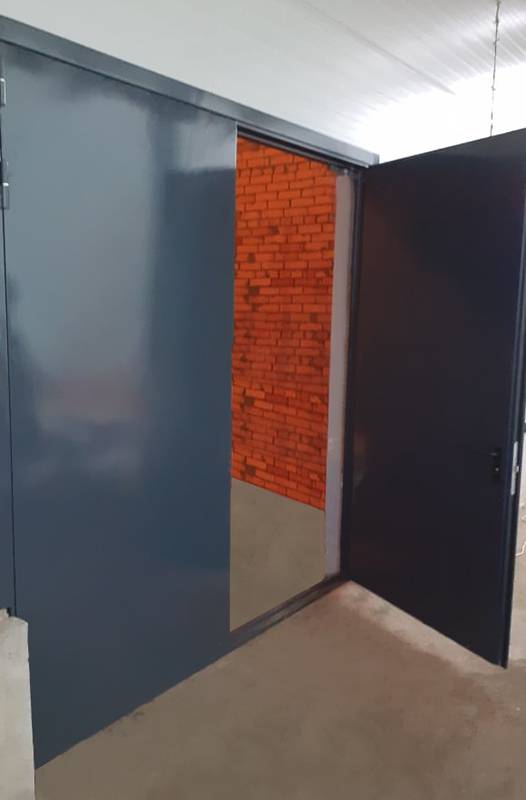 Широкая дверь в зоне отгрузки (склад, шоссе Энтузиастов, 4) Широкая дверь в зоне отгрузки (склад, шоссе Энтузиастов, 4)